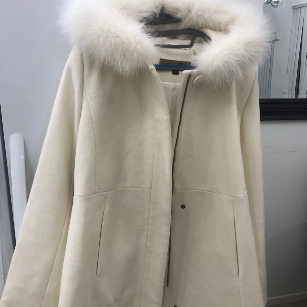 coat - Picture 3 of 10